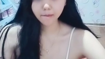 Dewi Cakep Ebot Pengen Ngerasain Kontol Asli