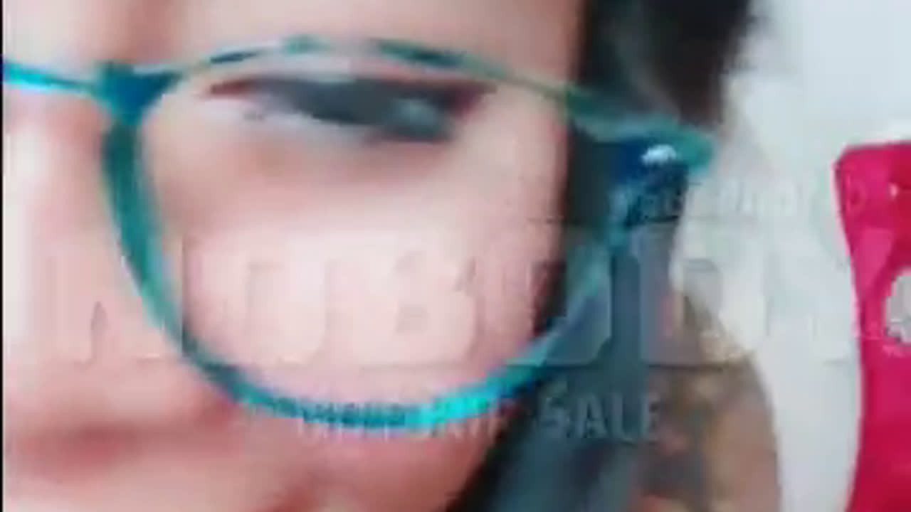 Rhkina Bugil Live
