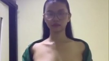NILA Cewek Hijab Nakal Main Buka Bukaan Bugil